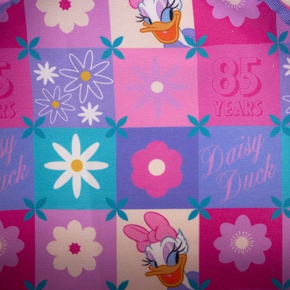 NWT Daisy Duck Sequin Mini Backpack - Picture 4 of 4